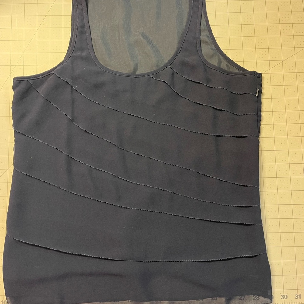 Navy Ruffled Pencil Tank Top Size L by Filtre - Picture 2 of 9